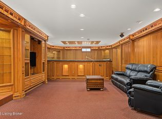 8800 Timberline Dr, Louisville, KY 40291