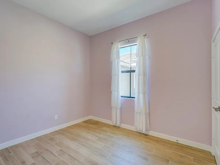 19708 Weathervane Way — Photo 37