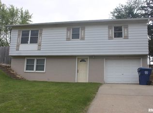 4312 N Pine St, Davenport, IA 52806