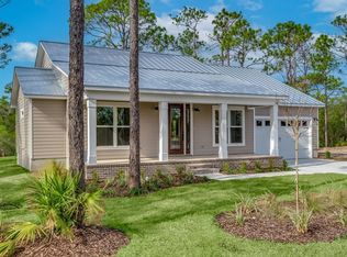 360 Royal Tern Ct, Lanark Village, FL 32323