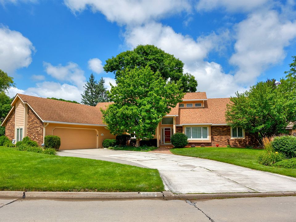 1st image of 3916 Greenview Dr
