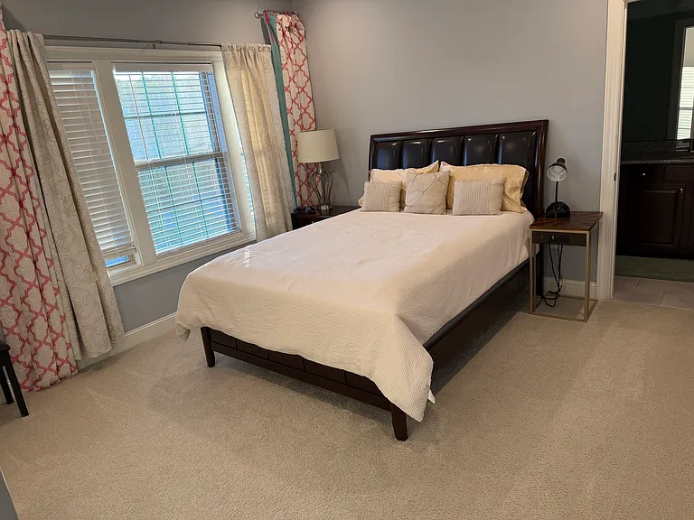 1605 Capstone Dr — Photo 30