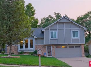 15739 Orchard Ave, Omaha, NE 68135