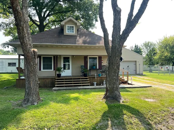 203 S Grant St, Wheeling, MO 64688