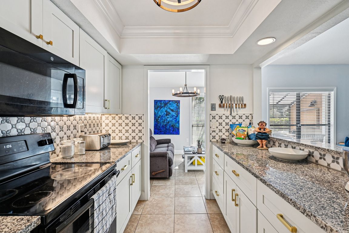 Driftwood Cir-S3103-016.jpg