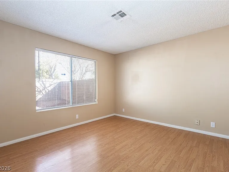 7434 Coffeyville Ave — Photo 15