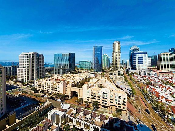 5th image of 700 W Harbor Dr Unit 1606