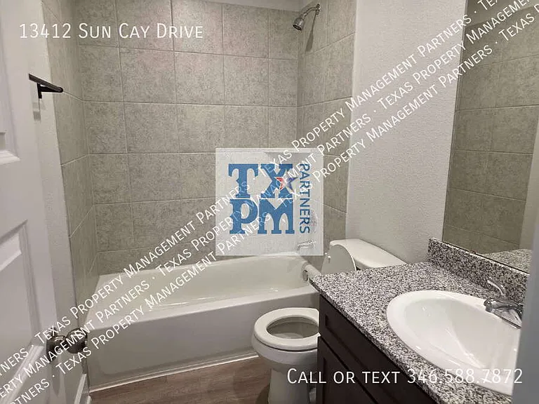 13412 Sun Cay Dr — Photo 12