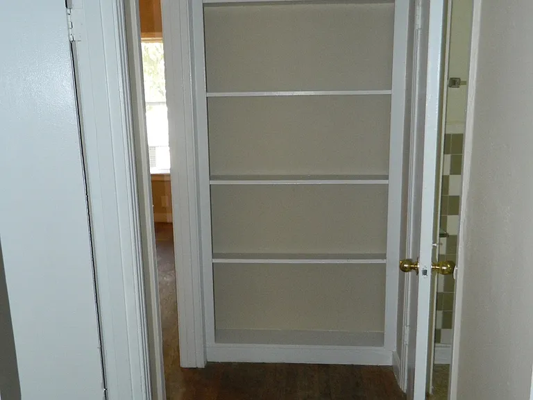 4501 Lareina Dr — Photo 15