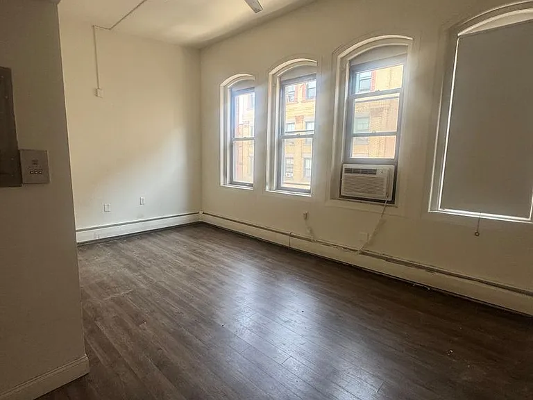 SilverBrick Lofts — Photo 18