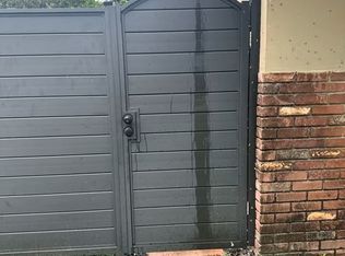 7021 SW 10th St #1, Hollywood, FL 33023