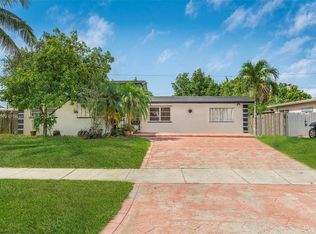 12440 SW 185th Ter, Miami, FL 33177