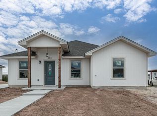131 E Bowie St, Del Rio, TX 78840