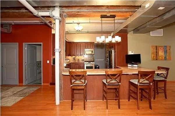 Sold by Knecht Properties | media 1