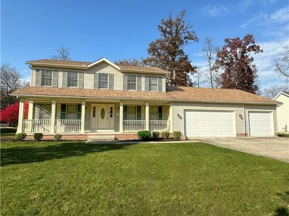 1043 Ashwood Ln, Medina, OH 44256