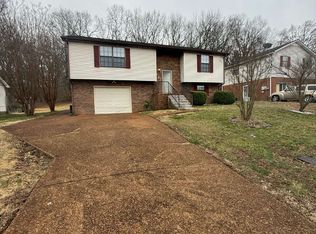 821 Hillmore Dr, Nashville, TN 37218