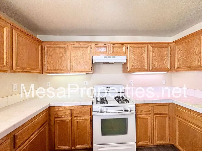 14451 Green River Rd — Photo 11