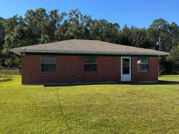 62 Holly Cir, Gulfport, MS 39501