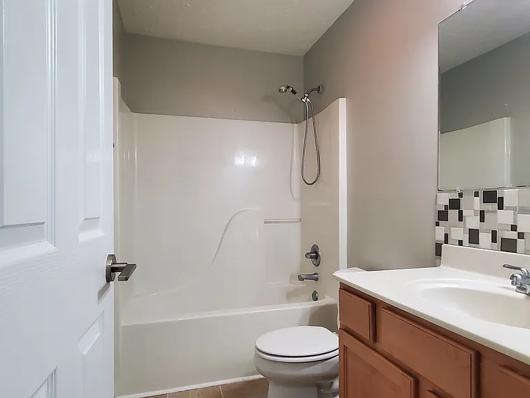 10450 Lookout Ln — Photo 13