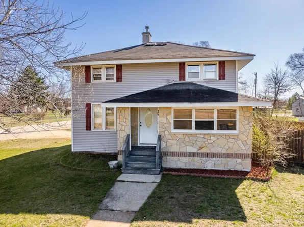 145 N Orange St, Lone Rock, WI 53556