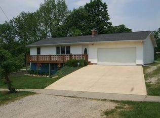 260 Third St, Vermontville, MI 49096