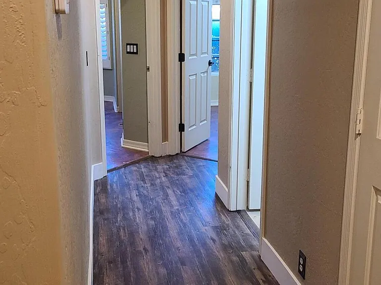 14206 S 12th Pl — Photo 33