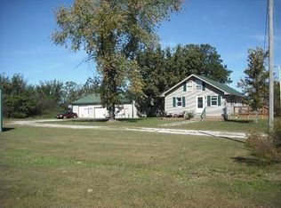 402 W Gene Lathrop Dr, Sheldon, MO 64784