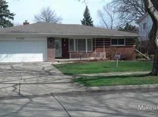11183 Capri Dr, Warren, MI 48093