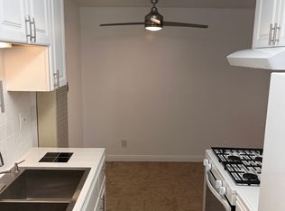 2909 2nd St #13, Santa Monica, CA 90405