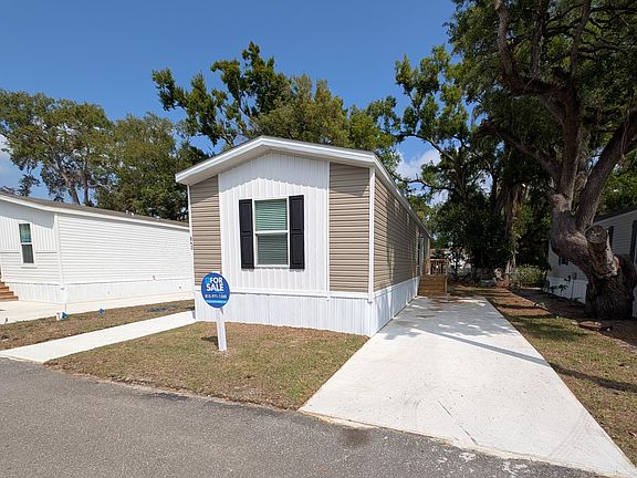 2nd image of 843 Walker Dr #17