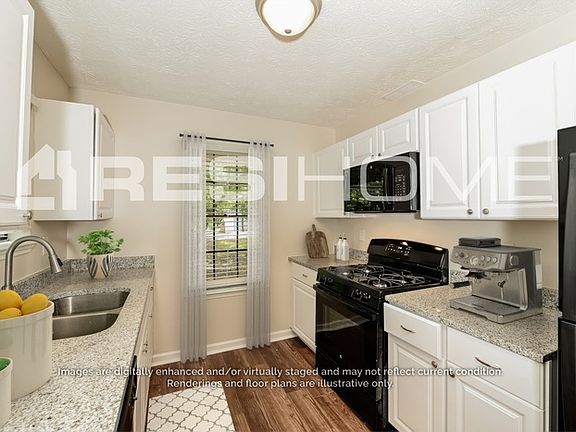 2nd image of 368 Oxford Ct