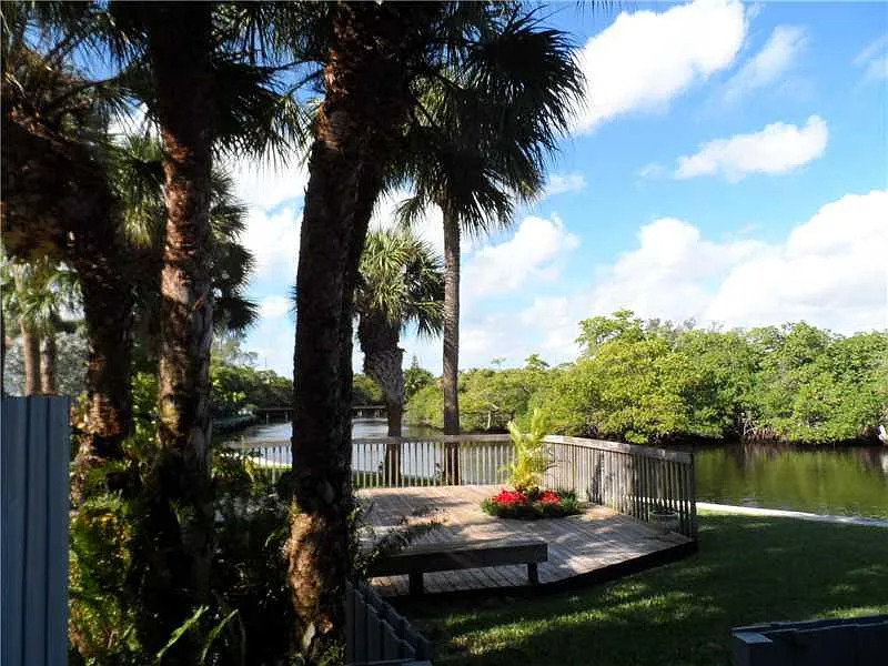 2 bed, 1.5 bath, 1200 sqft, $2,650 — Photo 4