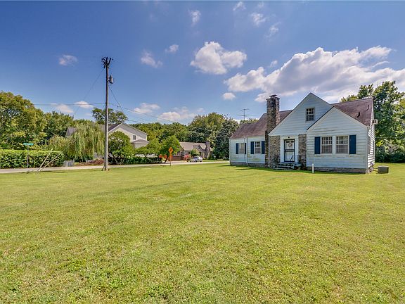 3rd image of 917 Woodmont Blvd
