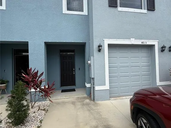 4015 Blue Banks Ln, Bradenton, FL 34208