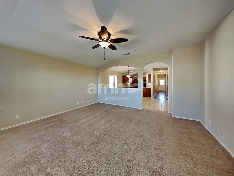765 Tomah Dr — Photo 6
