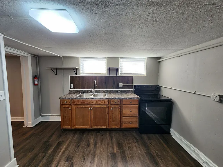 823 Cumberland Dr — Photo 11