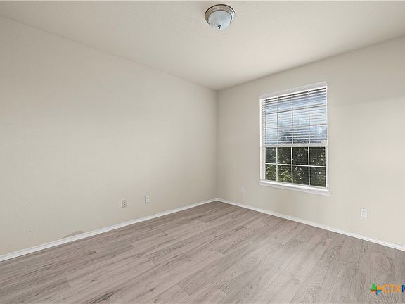 2nd image of 1113 Hogg Ct