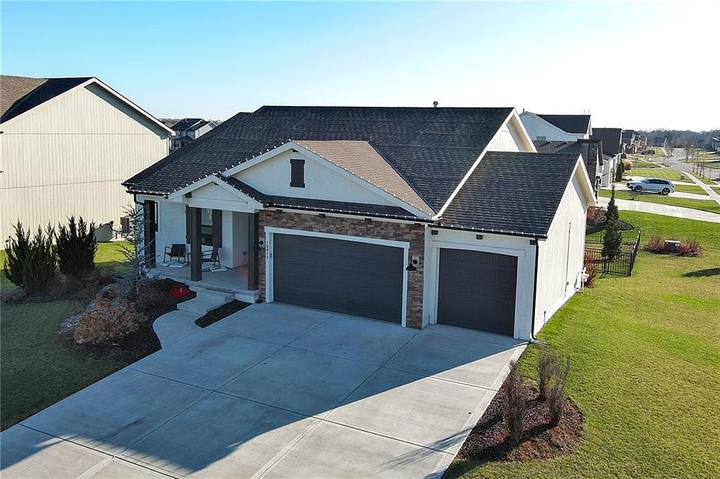 19013 W 188th Ter, Spring Hill, KS 66083 | MLS #2589643 | Zillow