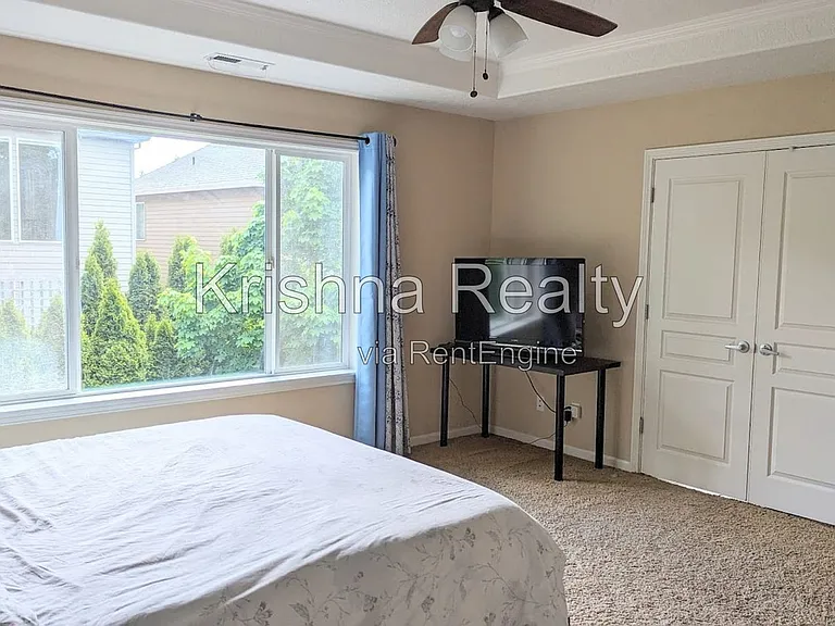 13632 NW Henninger Ln — Photo 10