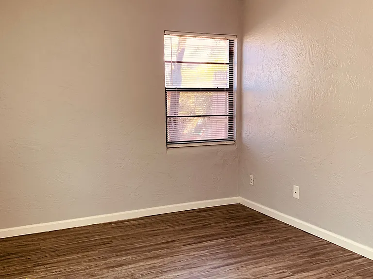 366 Golf Blvd — Photo 20