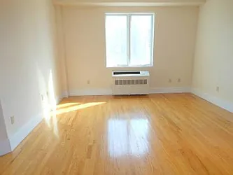 Rented by Urban Realty NYC