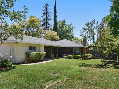 2634 Park Hills Dr, Sacramento, CA, 95821