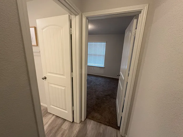 104 Green Jay Dr — Photo 4