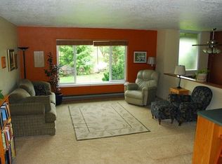 205 Chapman Rd, Castle Rock, WA 98611