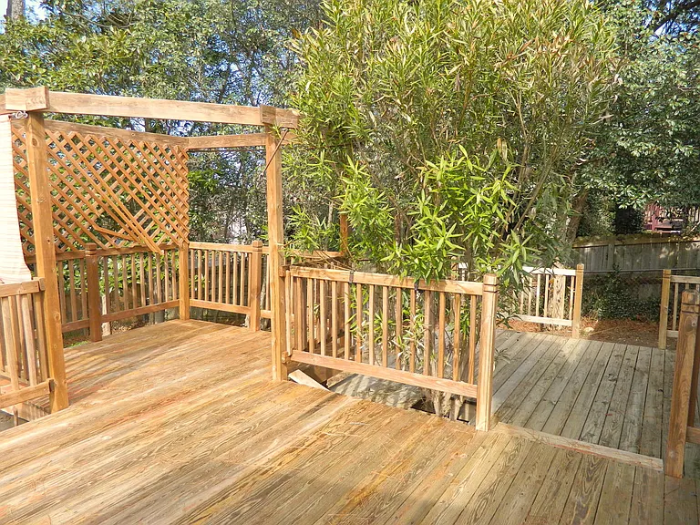 230 Ronstadt Dr — Photo 21