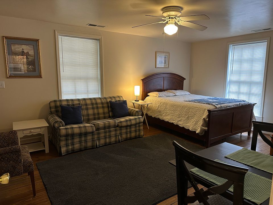 1st image of 6333 Coxe Rd #3
