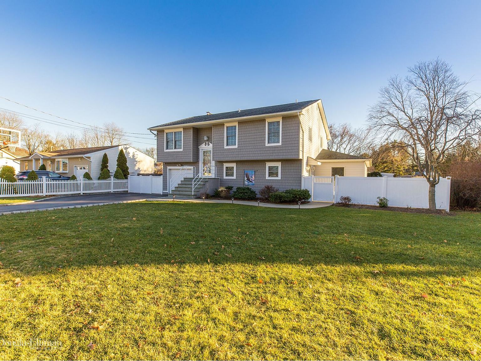 940 Karshick St, Bohemia, NY 11716 Zillow