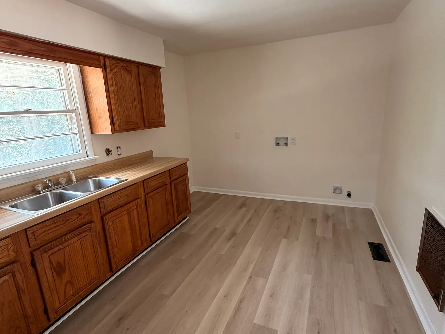 2 bed, 800 sqft, $900 — Photo 4