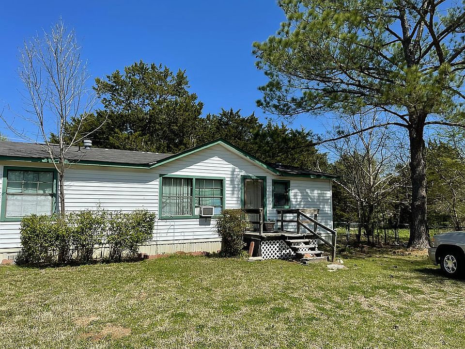1st image of 305 Dover Dr