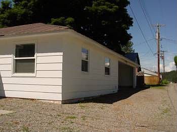 4th image of 419 S Fea Ave